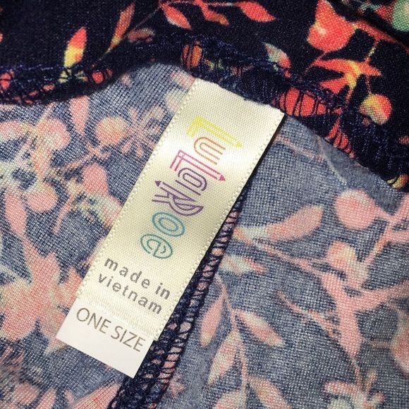 Lularoe Leggings (One-Size) - Picture 4 of 5
